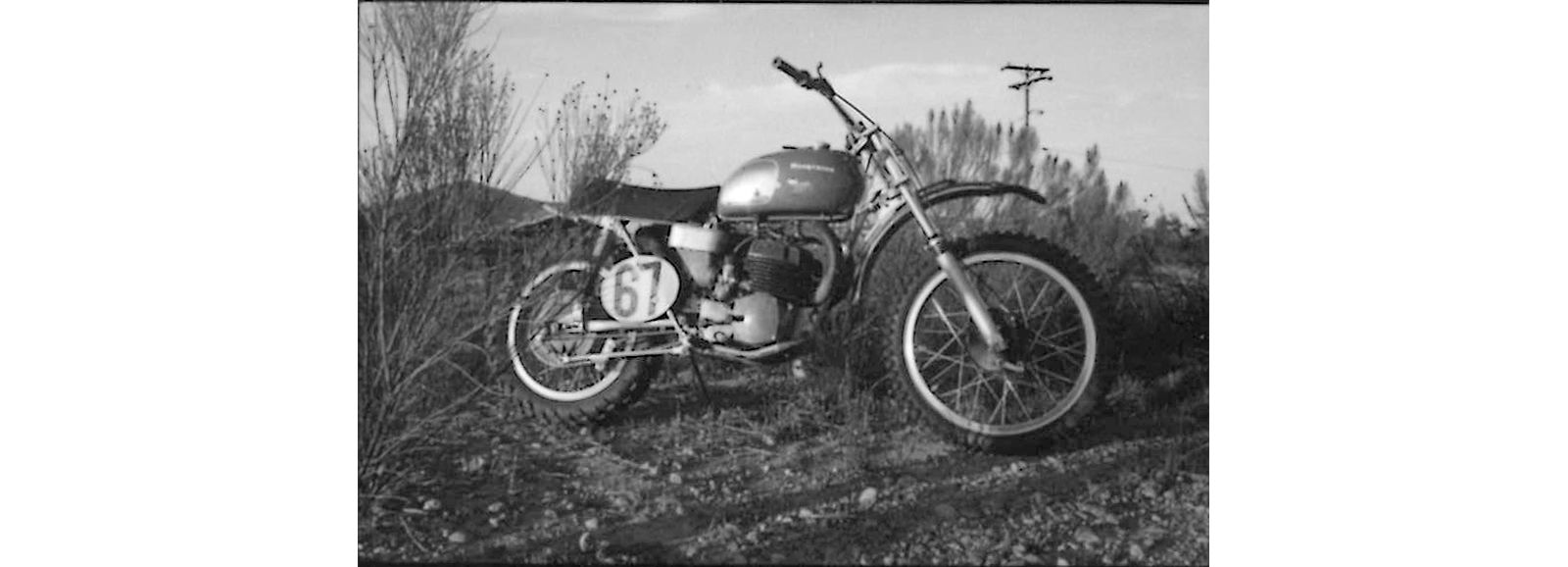 Husky twin racer