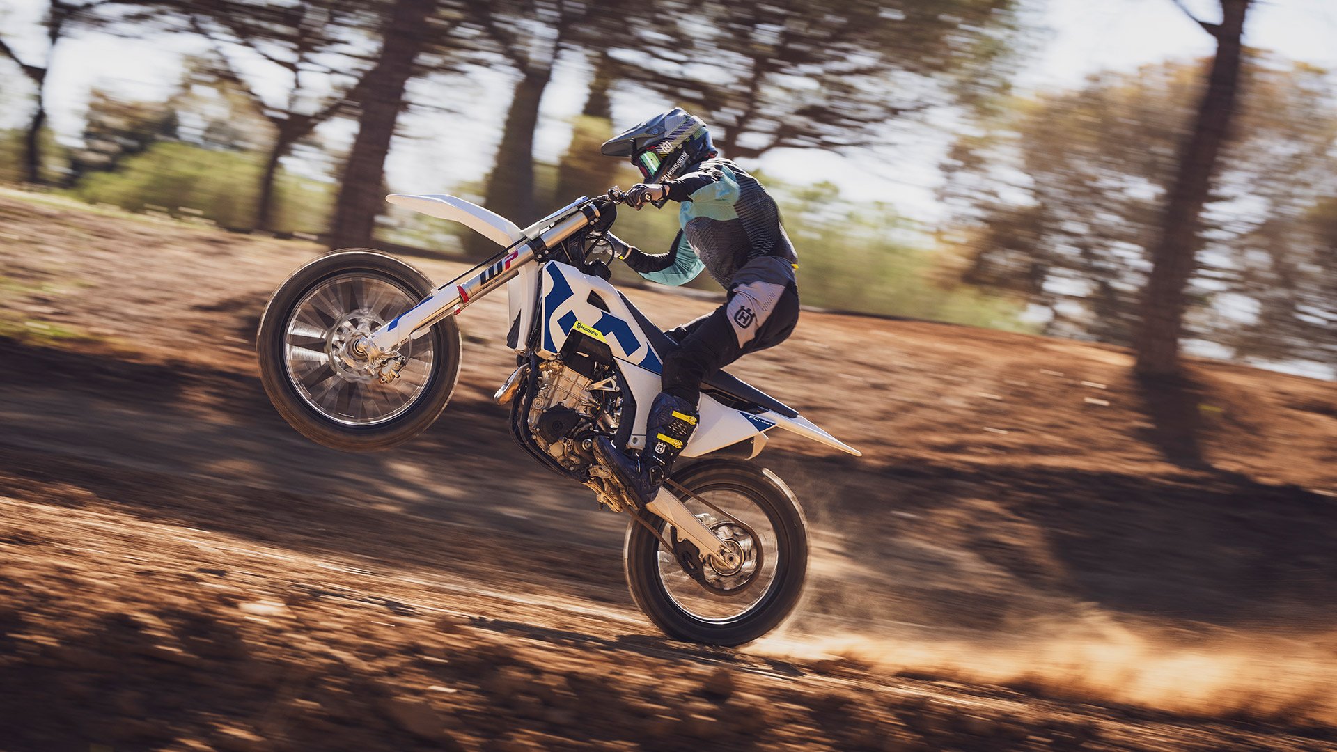 FC 450