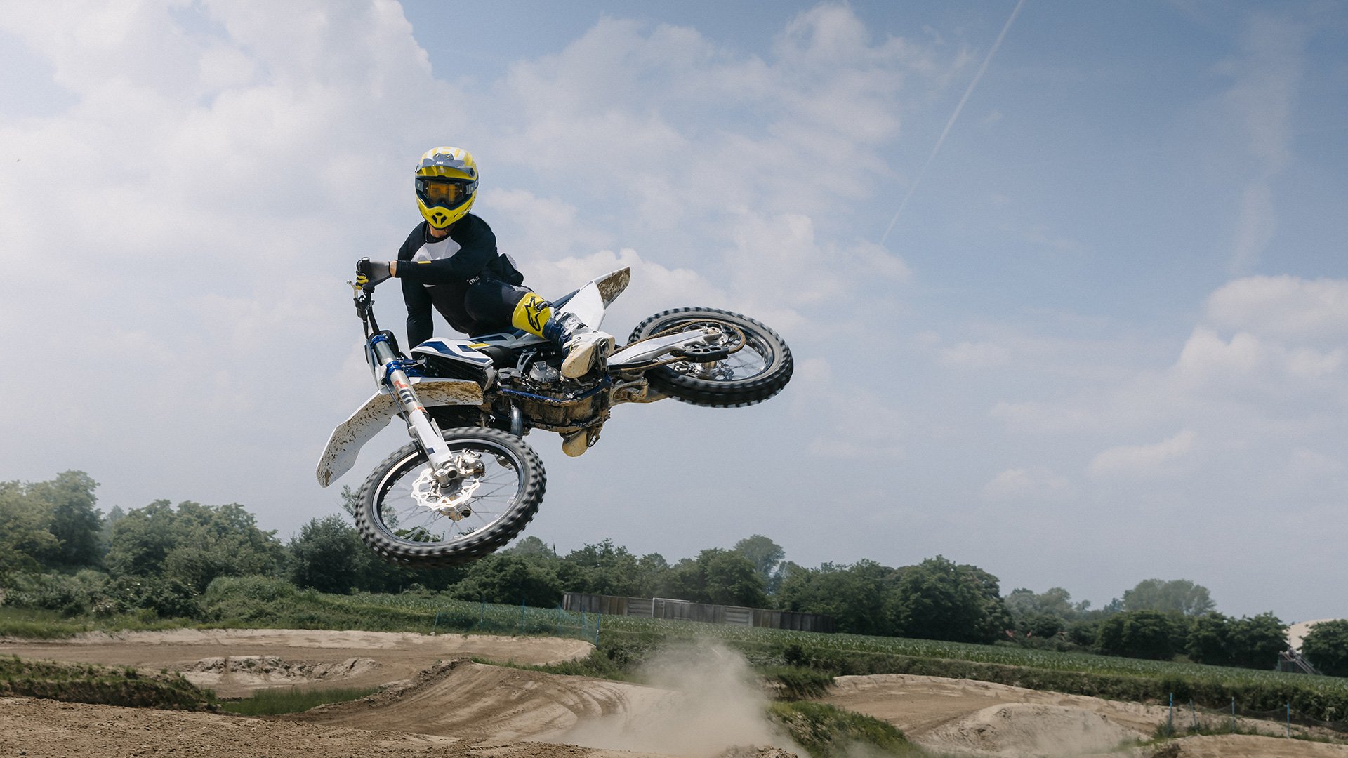 TC 125